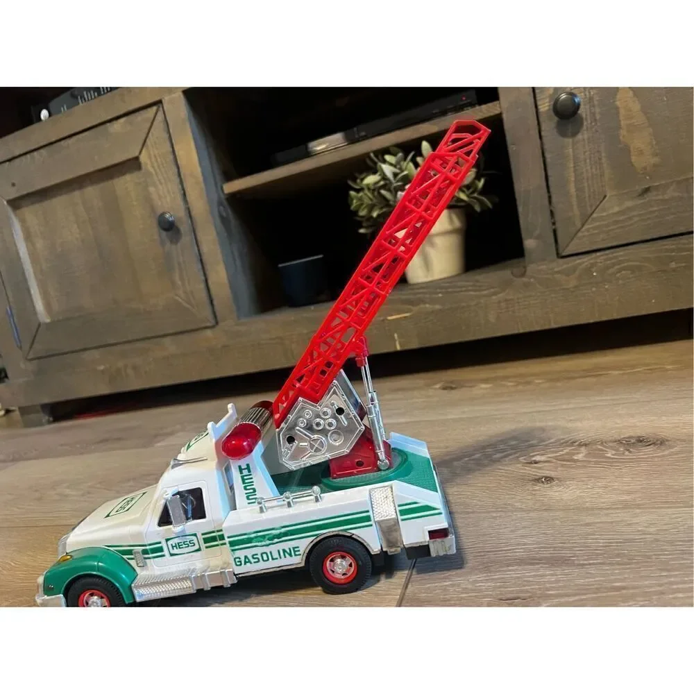 Hess Rescue Truck Vintage 1994 Real Head & Tail Light with Emergency Flashers